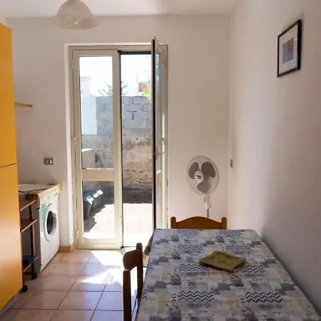 Casa Arancione San Lorenzo 公寓 *